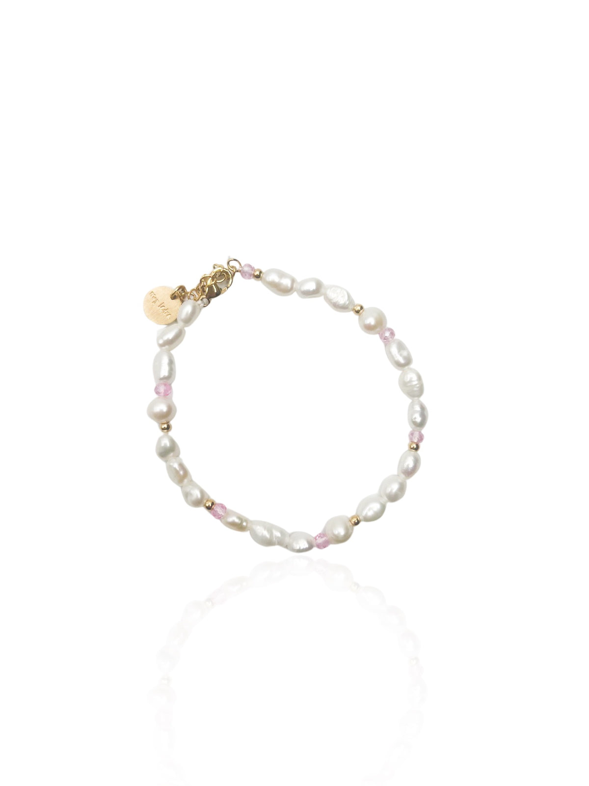 Perluarmband með steinum